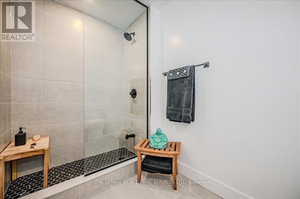706 - 2450 OLD BRONTE ROAD Image 23