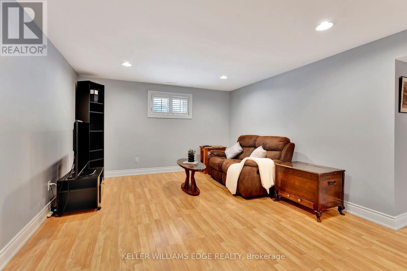 635 INVERNESS AVENUE Image 21