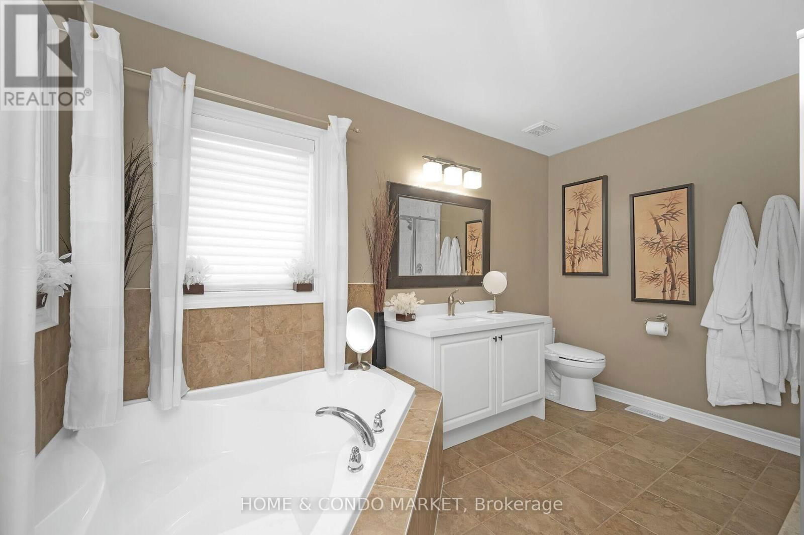 31 COTTONFIELD CIRCLE Image 24