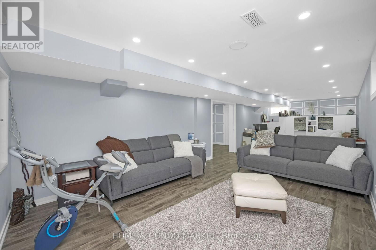 31 COTTONFIELD CIRCLE Image 28