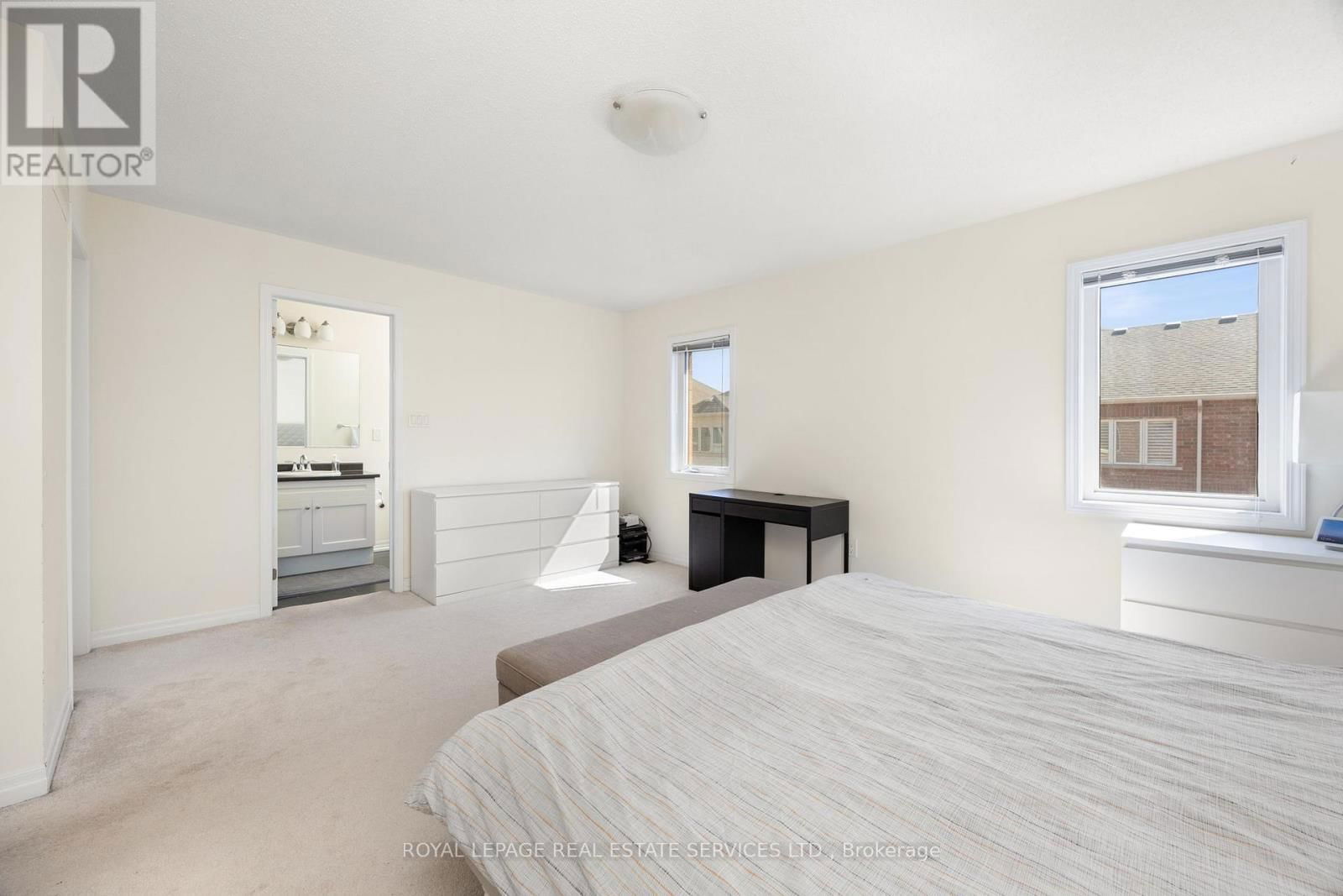 142 BEAVERIDGE AVENUE Image 20