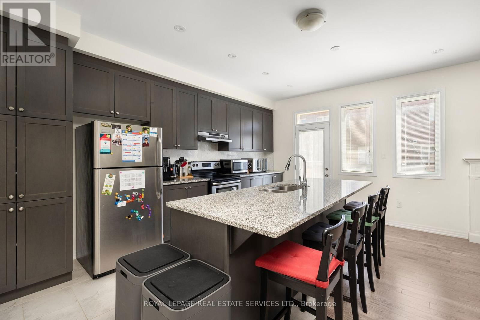 142 BEAVERIDGE AVENUE Image 8