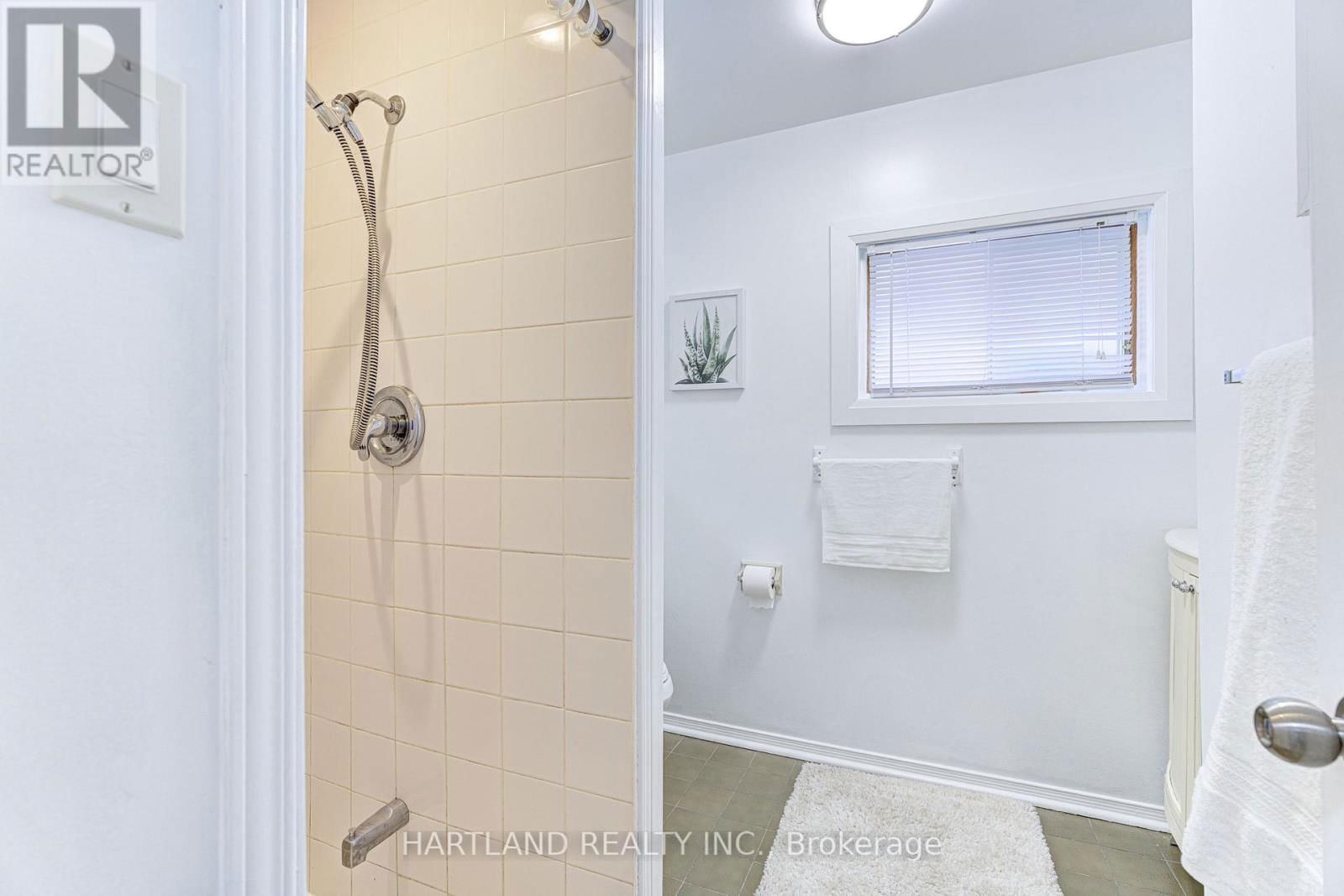 4124 DURSLEY CRESCENT Image 16