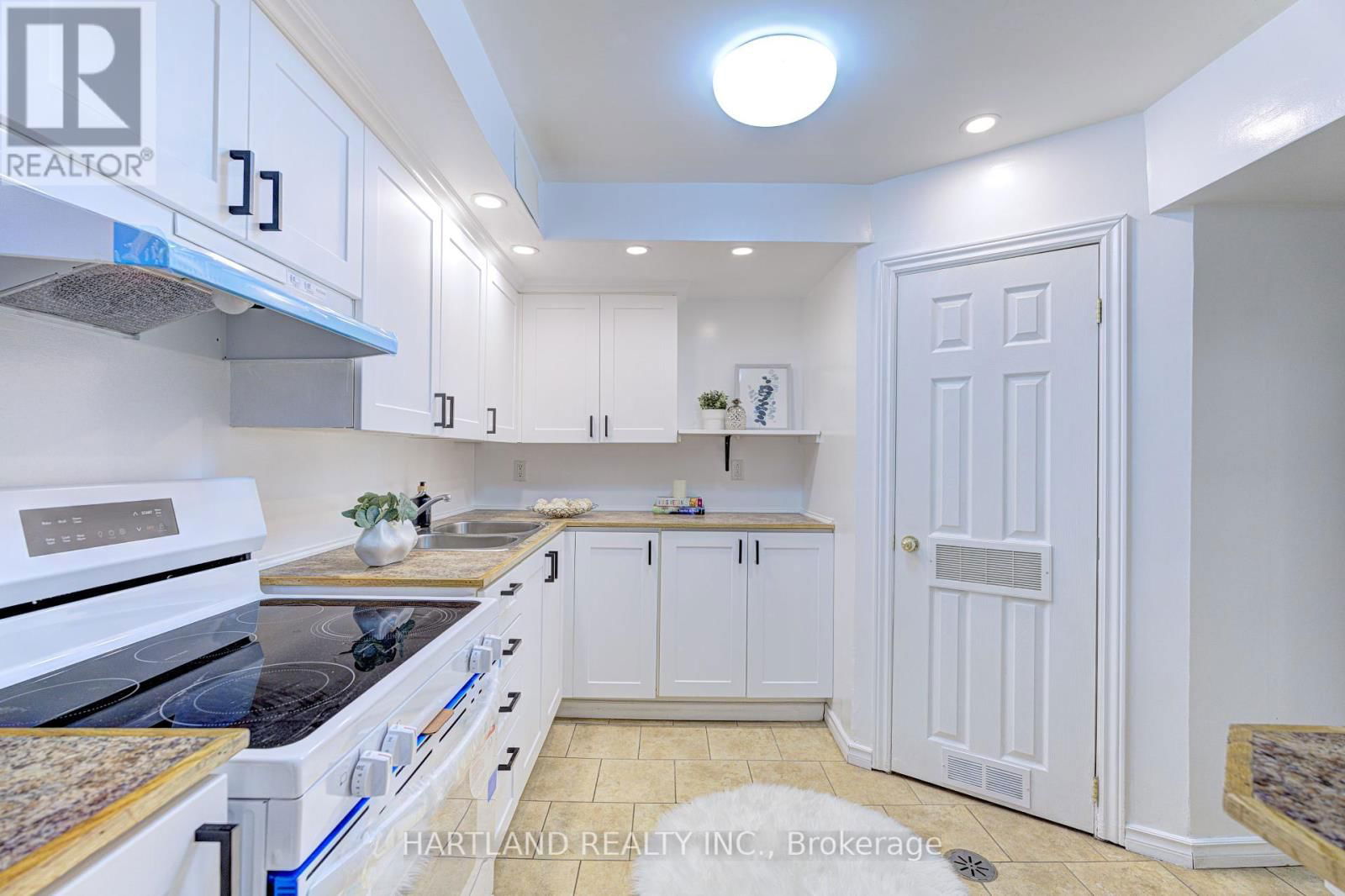 4124 DURSLEY CRESCENT Image 19