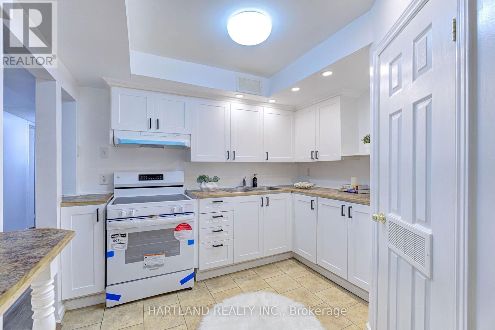 4124 DURSLEY CRESCENT Image 20