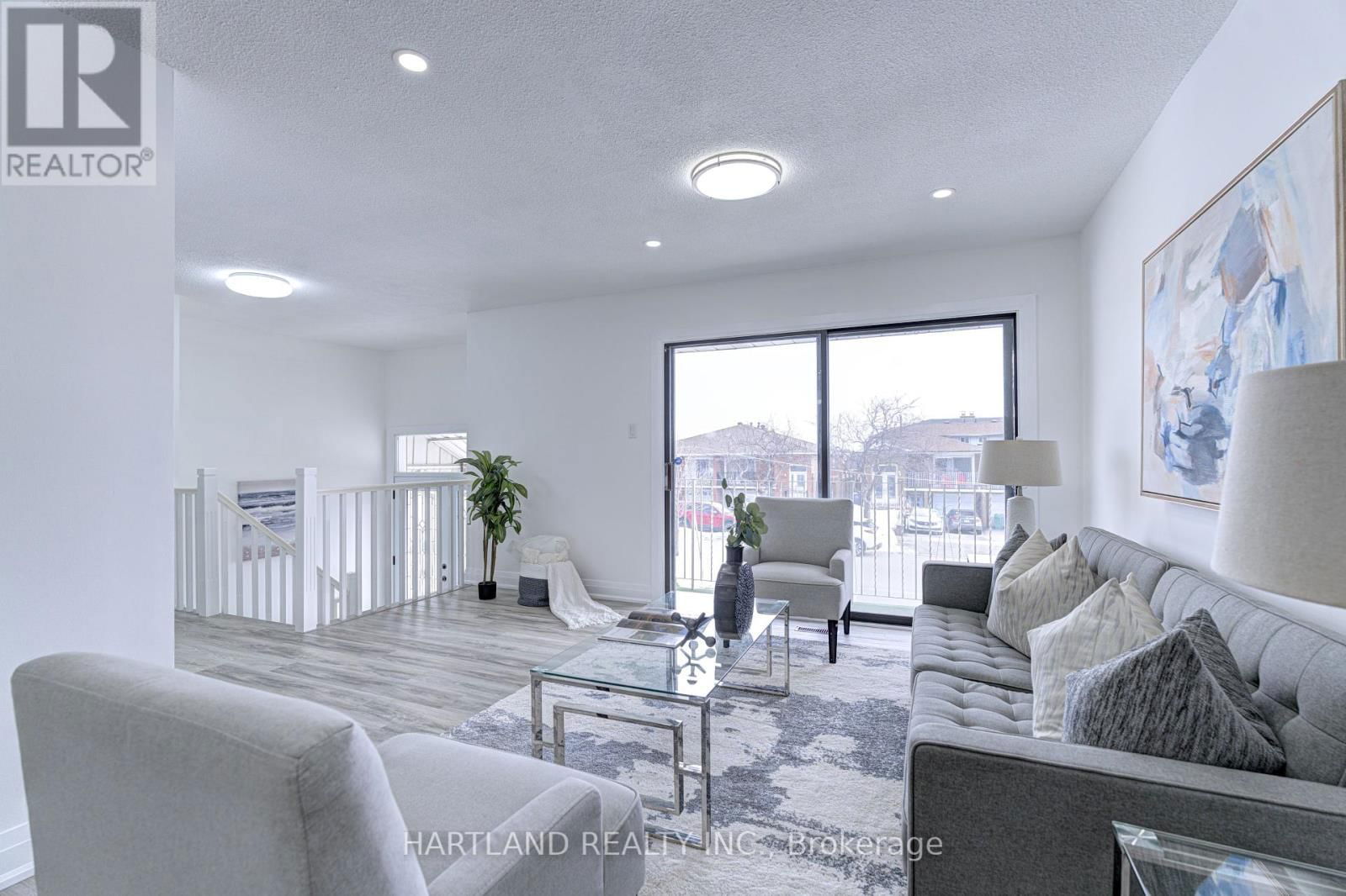 4124 DURSLEY CRESCENT Image 5