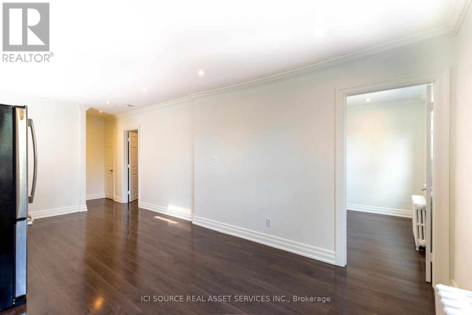 C - 253 LAKESHORE ROAD EAST Image 6