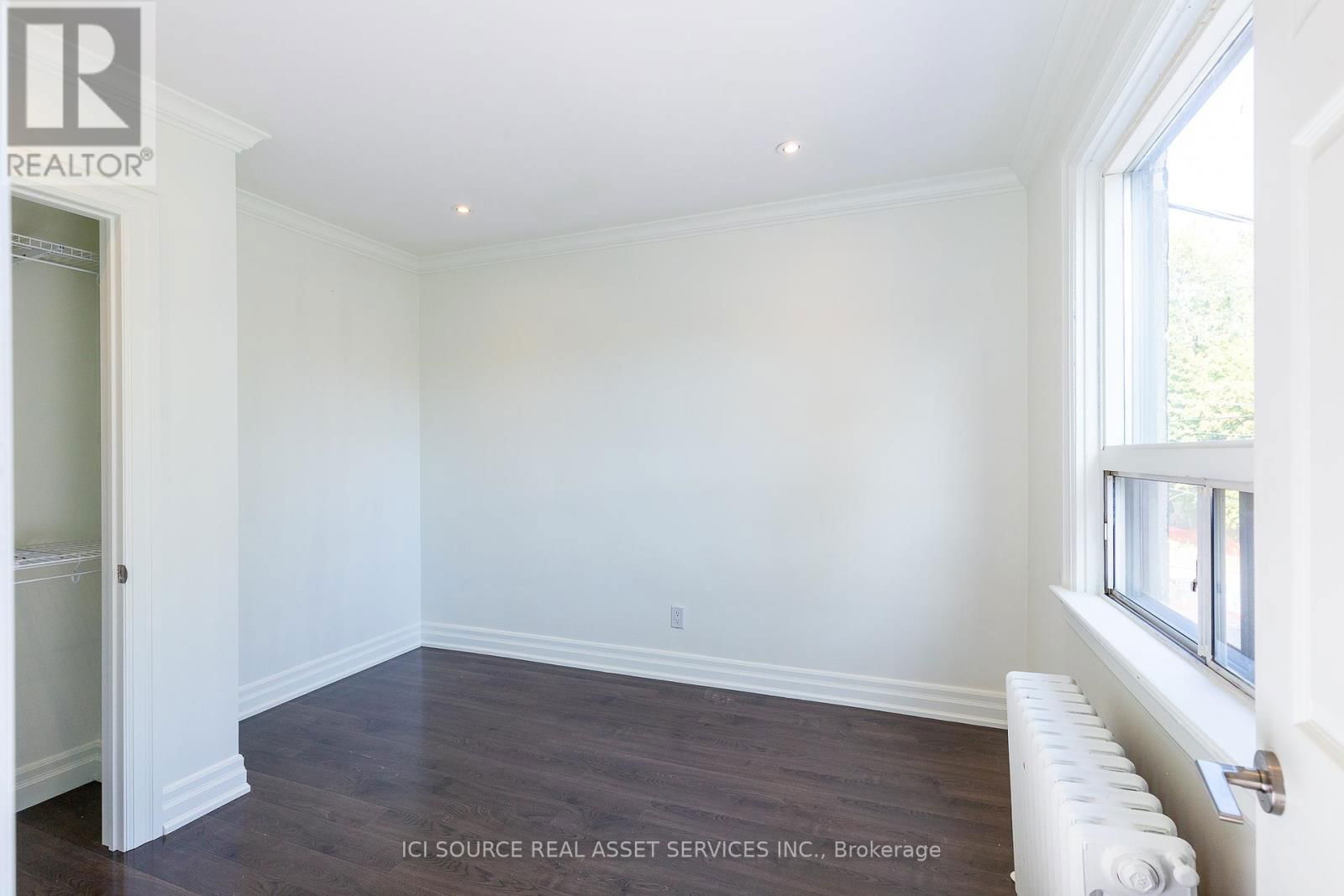 C - 253 LAKESHORE ROAD EAST Image 7