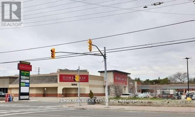 Image #1 of Restaurant for Sale at Lakeshore, Mississauga , Ontario