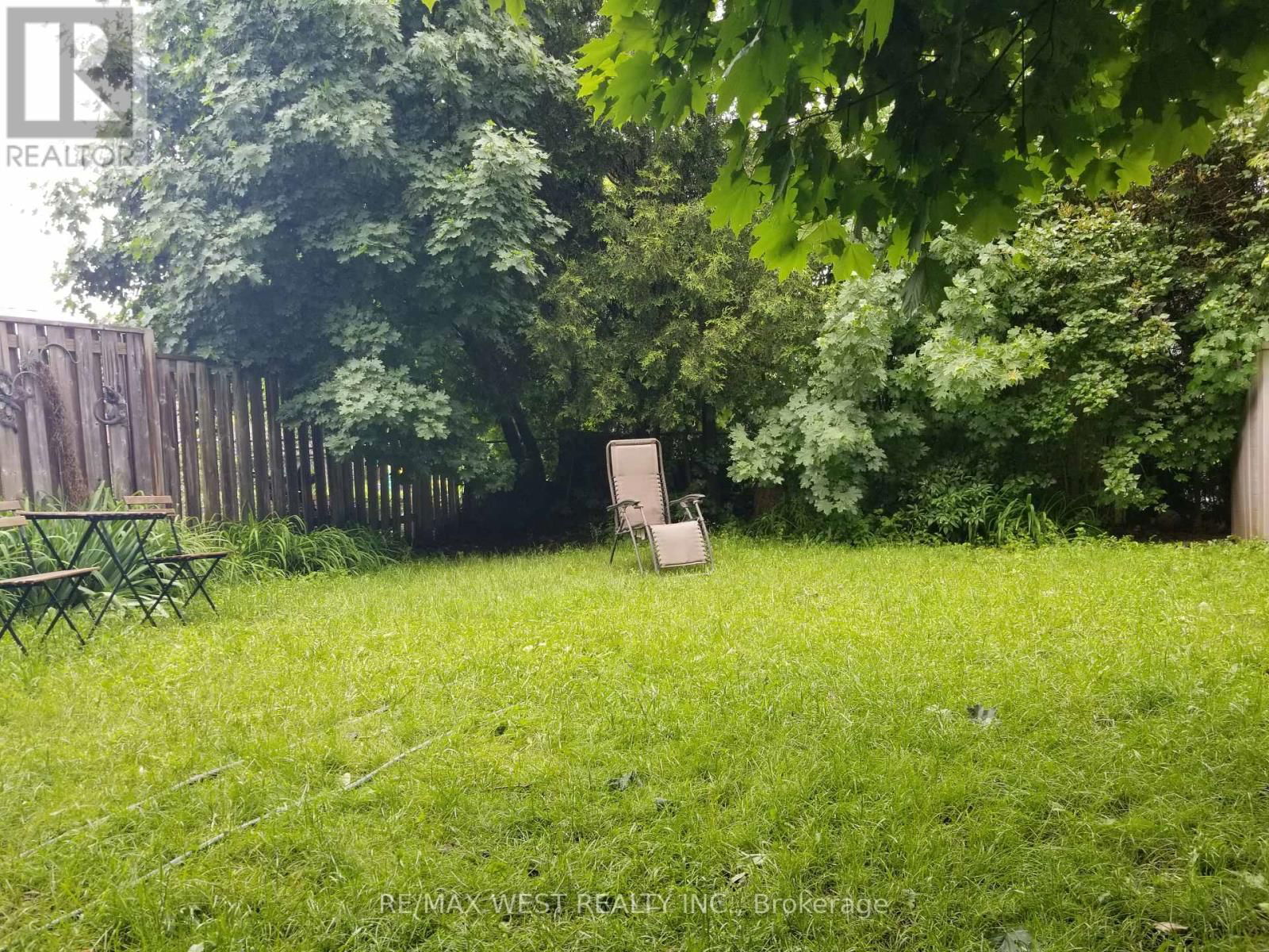 Main - 2077 KIPLING AVENUE Image 20