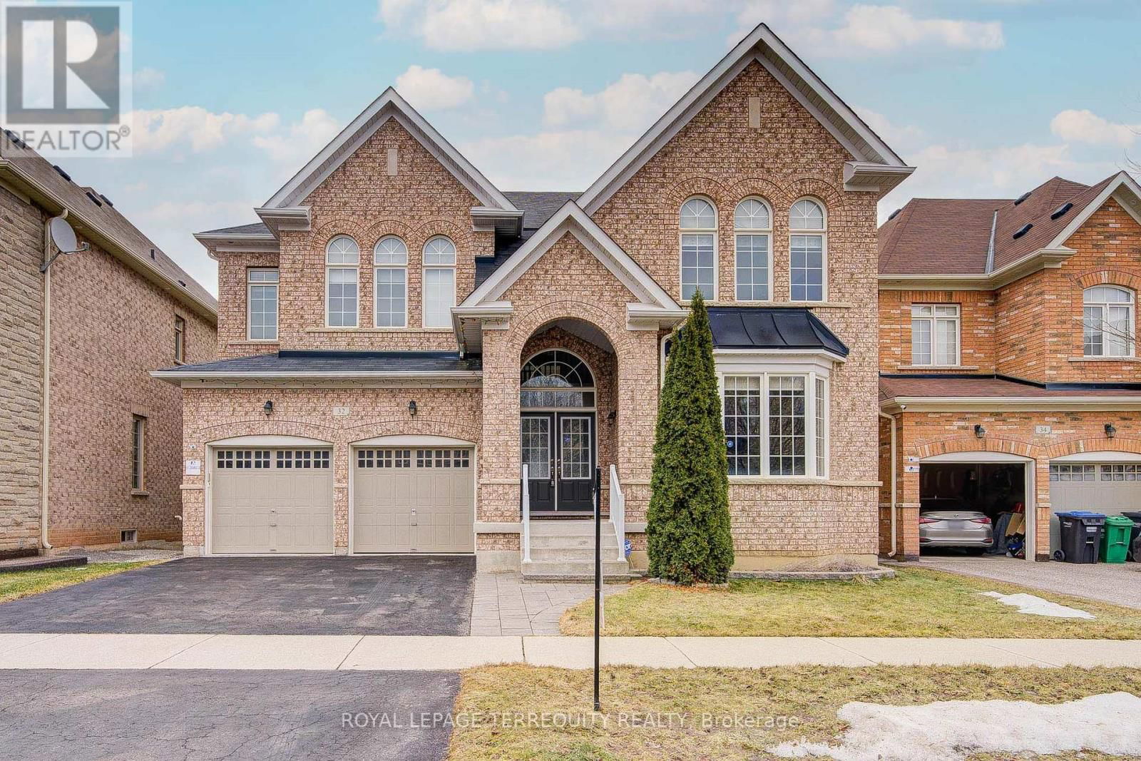 32 MISTYGLEN CRESCENT Image 1