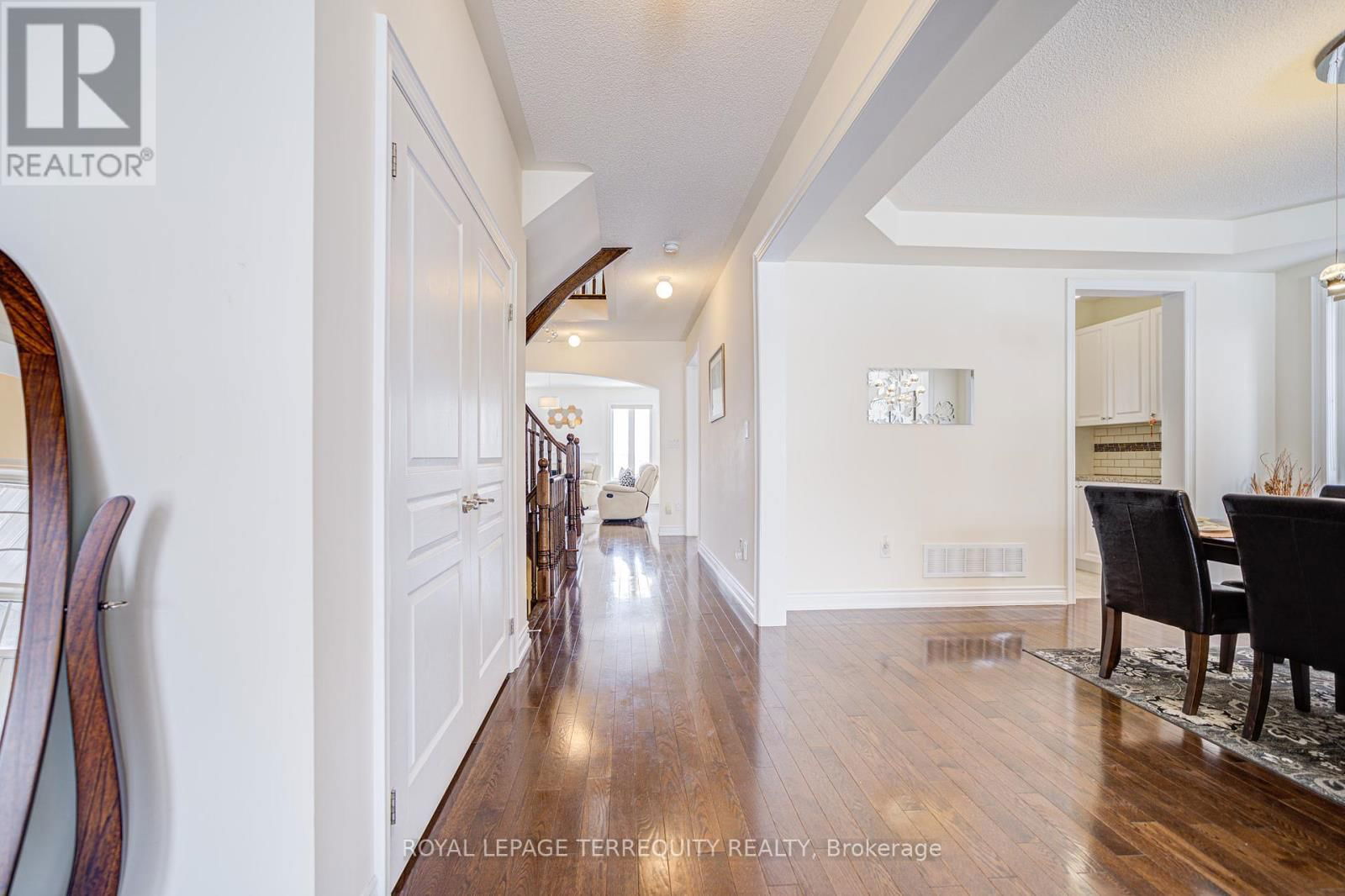 32 MISTYGLEN CRESCENT Image 11