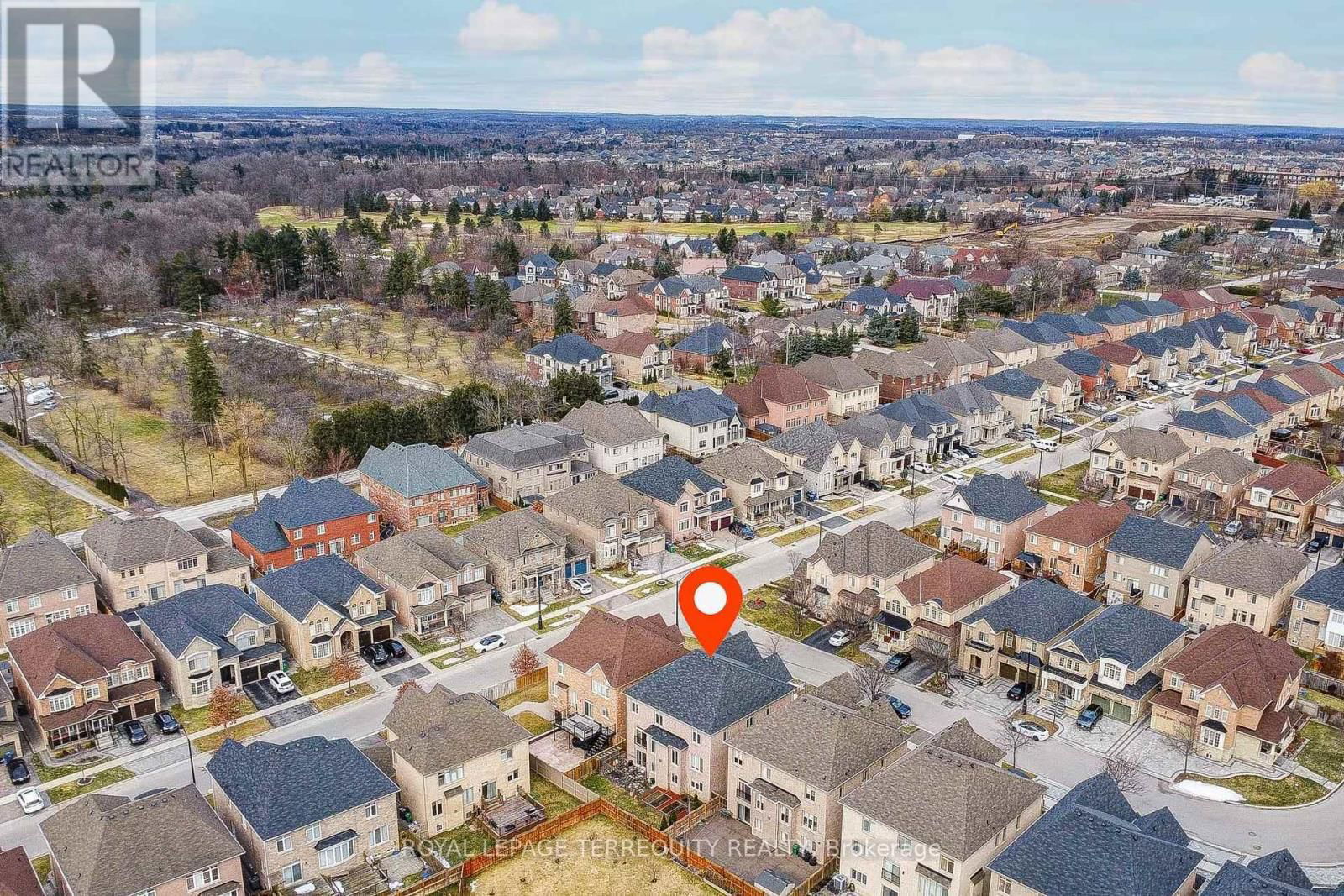 32 MISTYGLEN CRESCENT Image 4