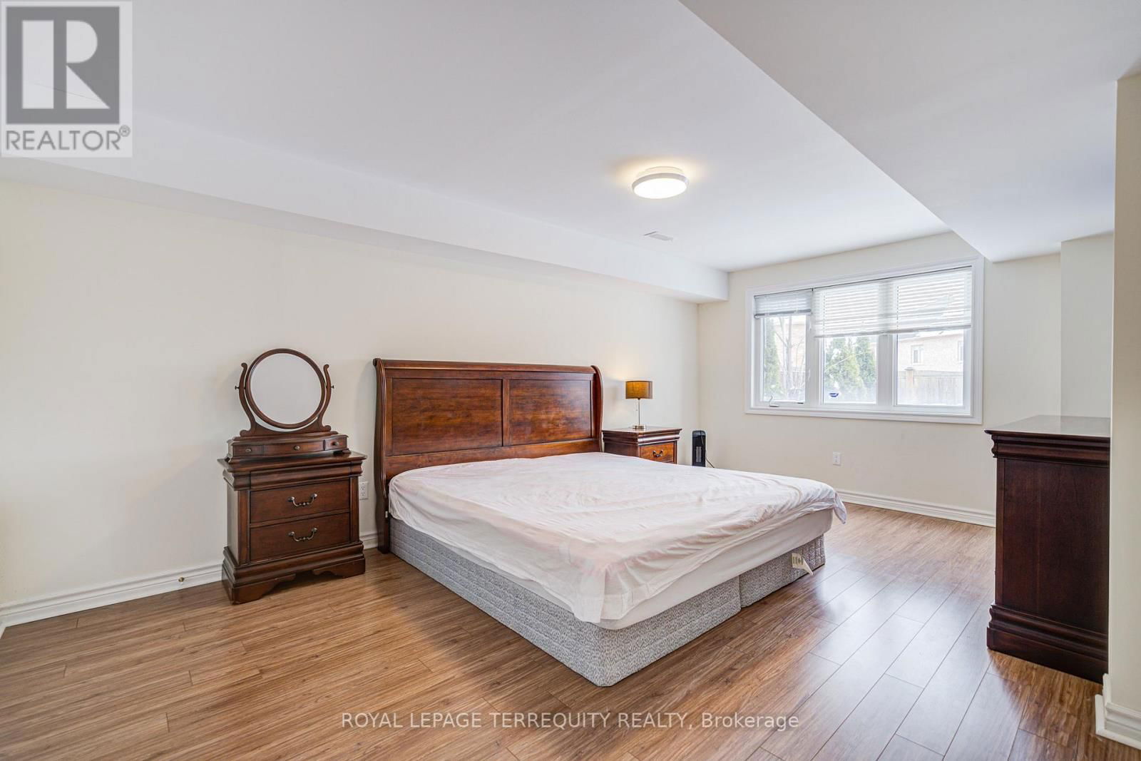 32 MISTYGLEN CRESCENT Image 44