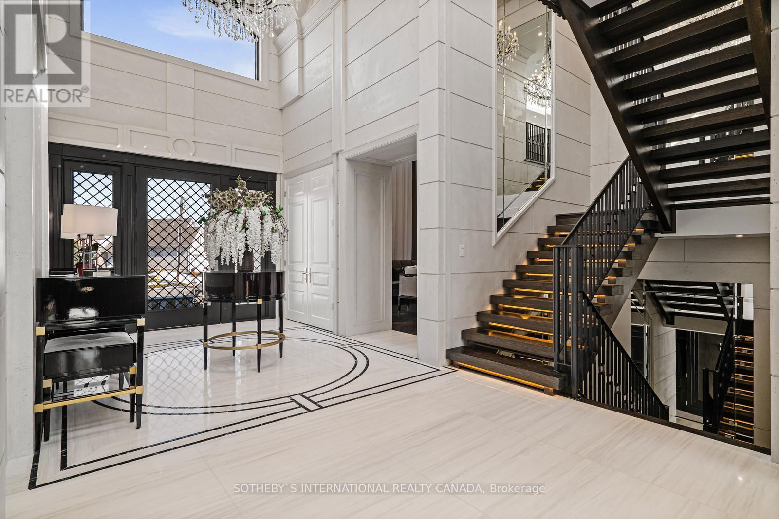 168 OLIVER PLACE Image 18