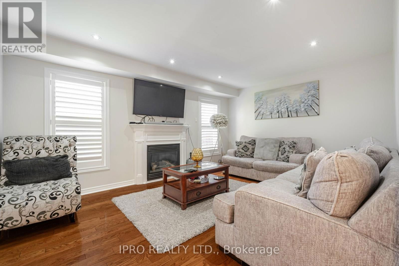 49 AUSTRALIA DRIVE Image 12