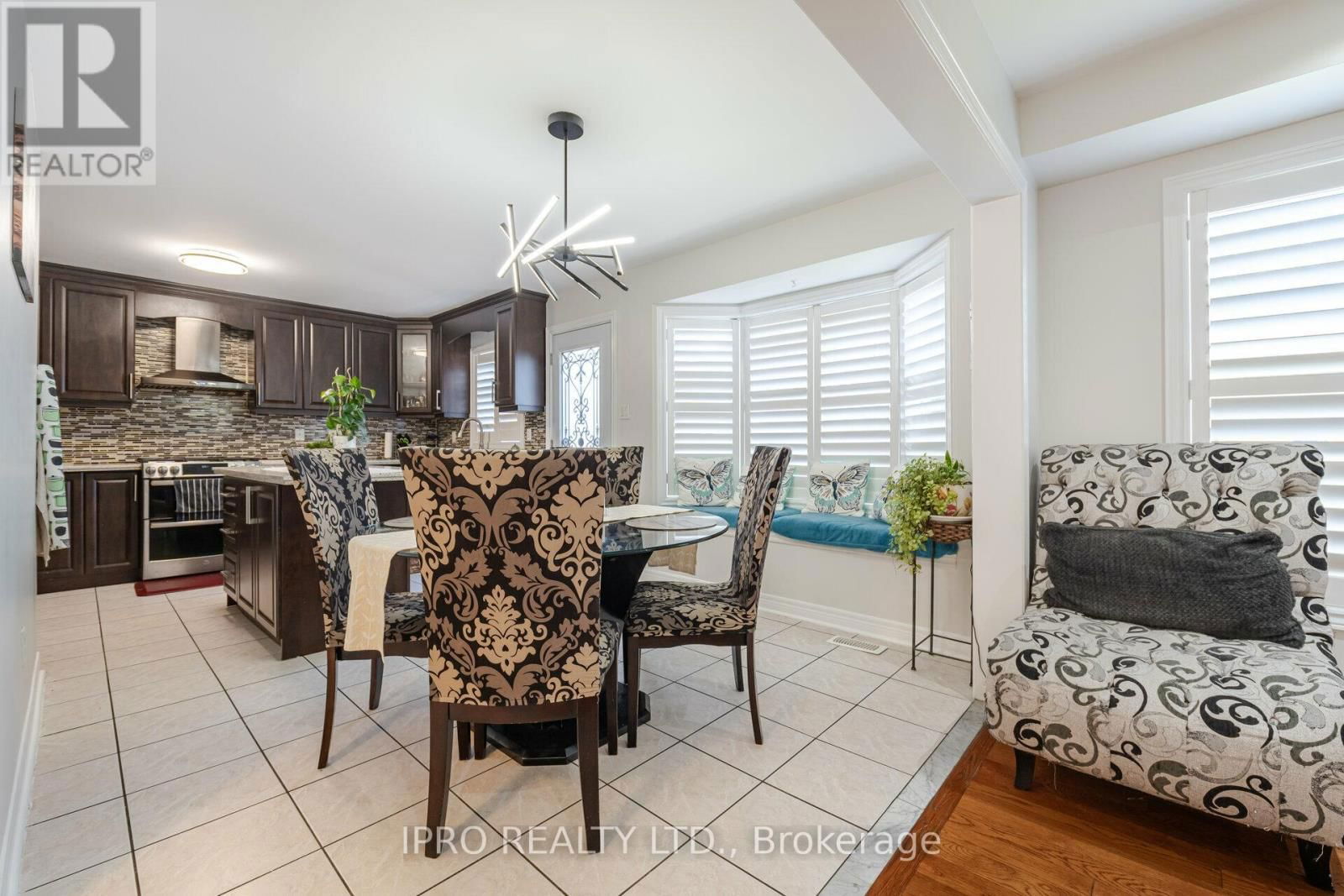 49 AUSTRALIA DRIVE Image 15