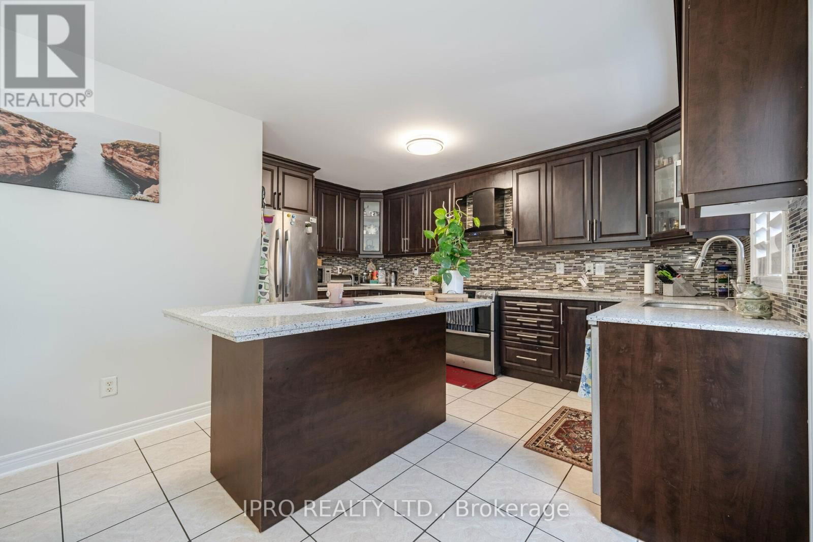 49 AUSTRALIA DRIVE Image 18