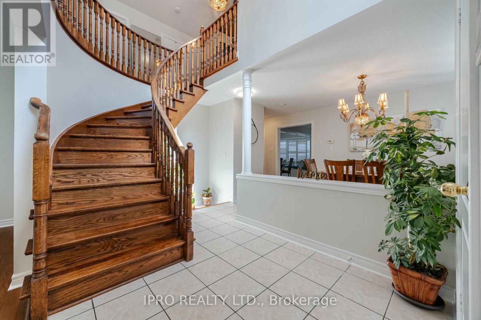 49 AUSTRALIA DRIVE Image 24