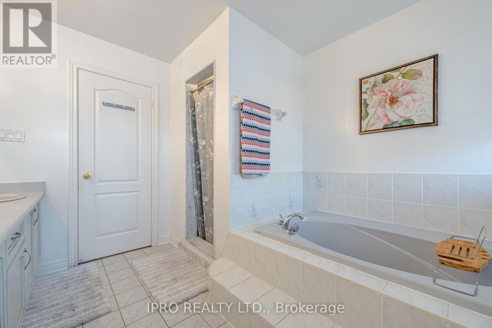 49 AUSTRALIA DRIVE Image 30
