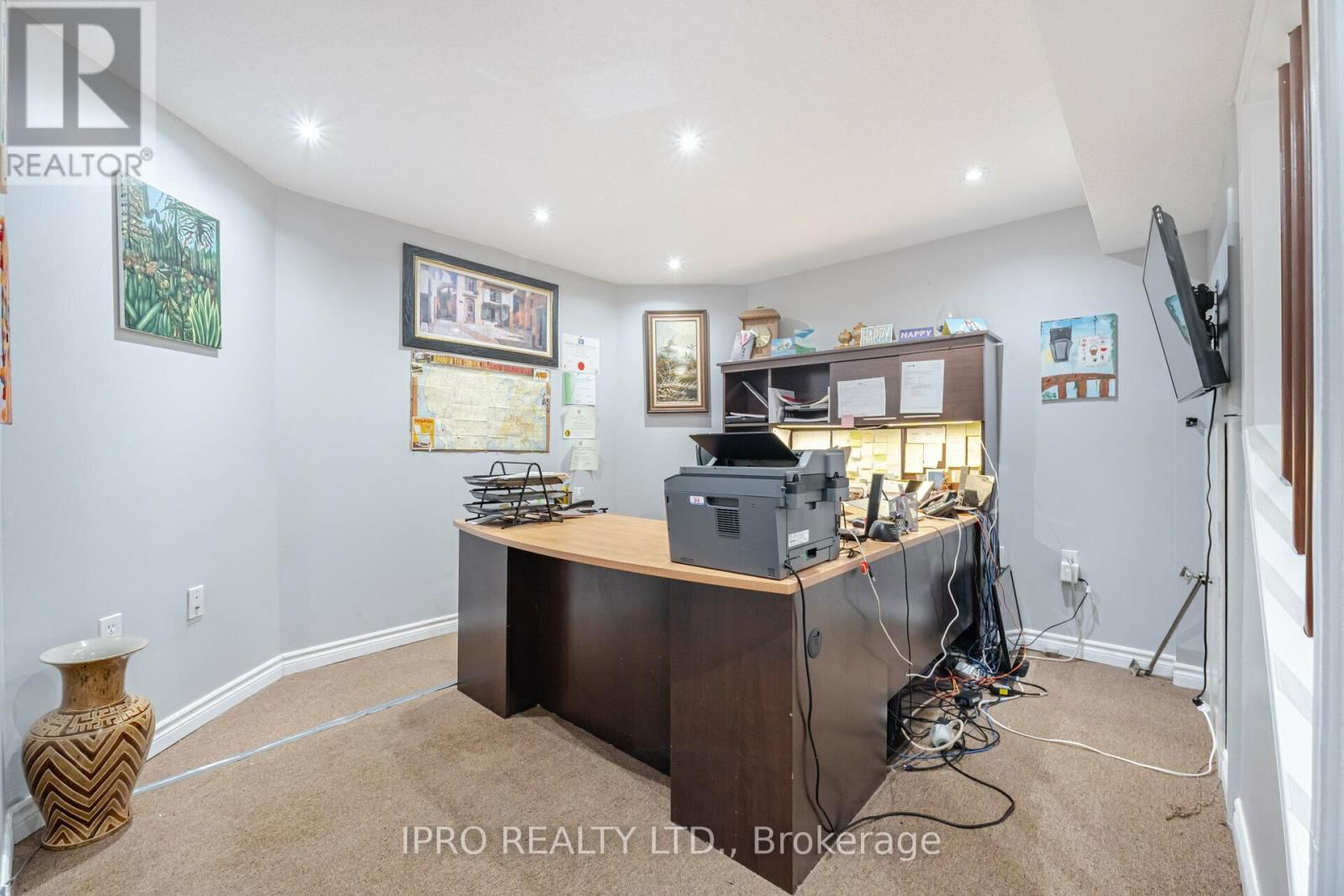 49 AUSTRALIA DRIVE Image 37
