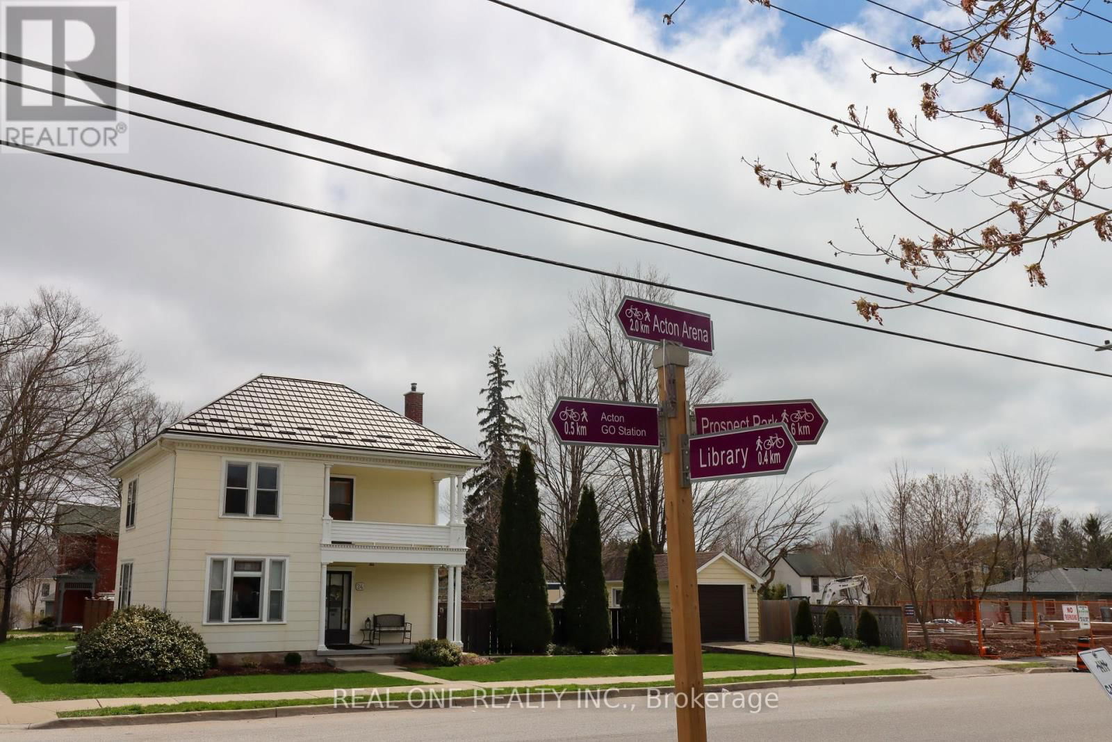 10 MILL STREET EAST Image 32