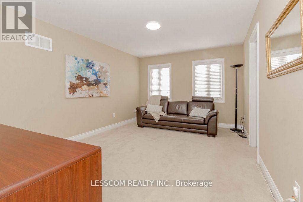 97 ROYAL WEST DRIVE Image 16