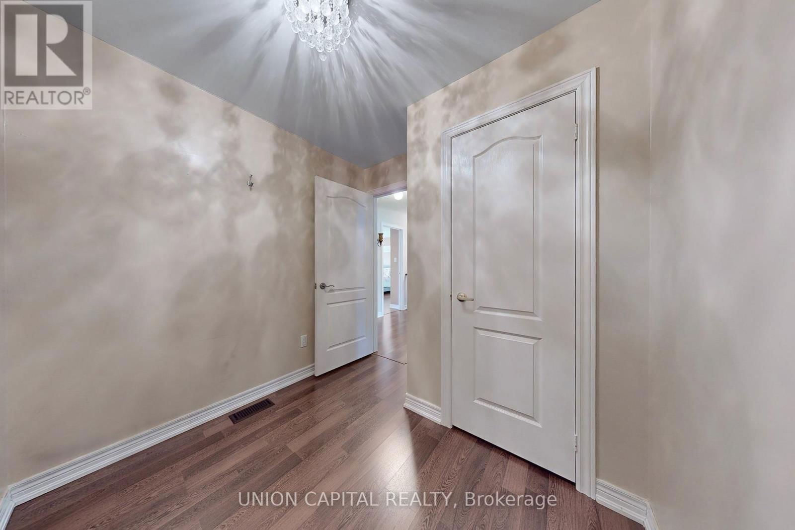 17 VERNOSA DRIVE Image 30