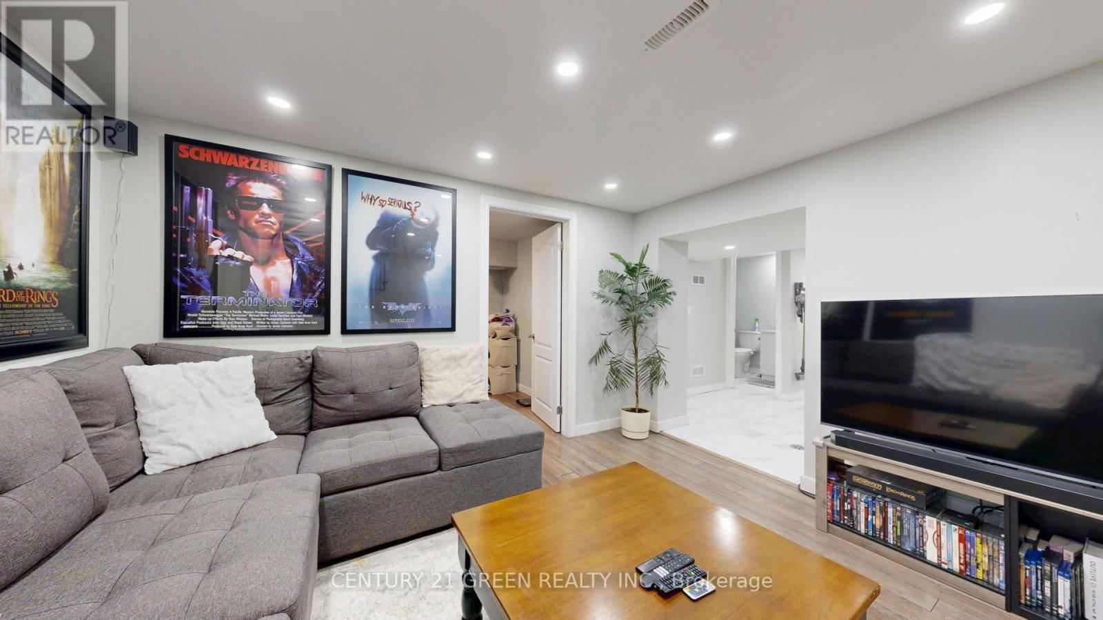 31 CATHEDRAL ROAD Image 34
