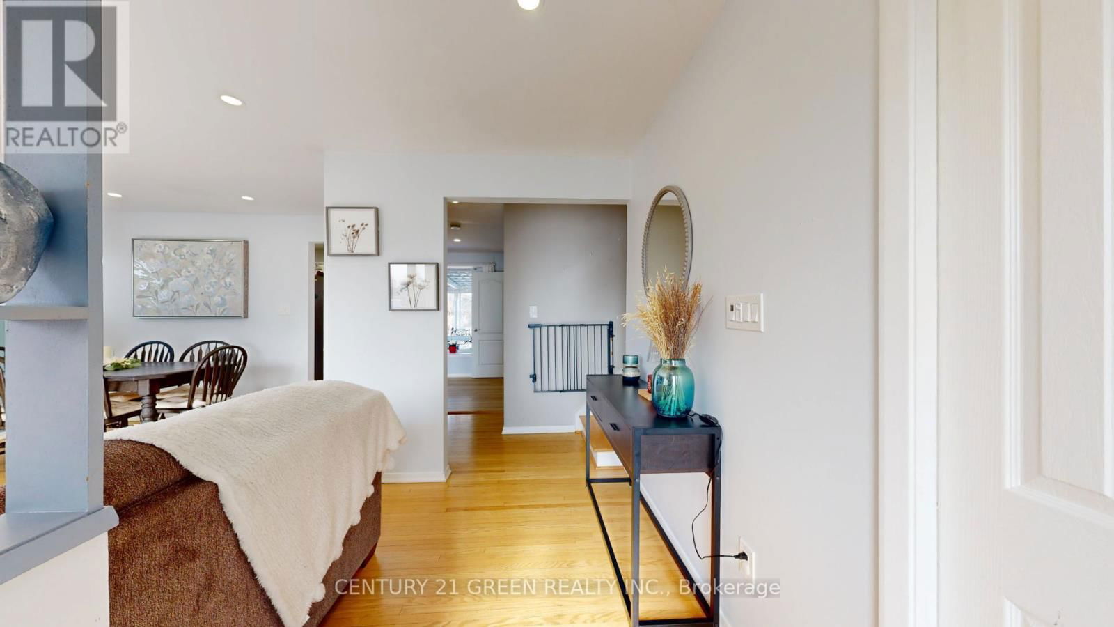 31 CATHEDRAL ROAD Image 5