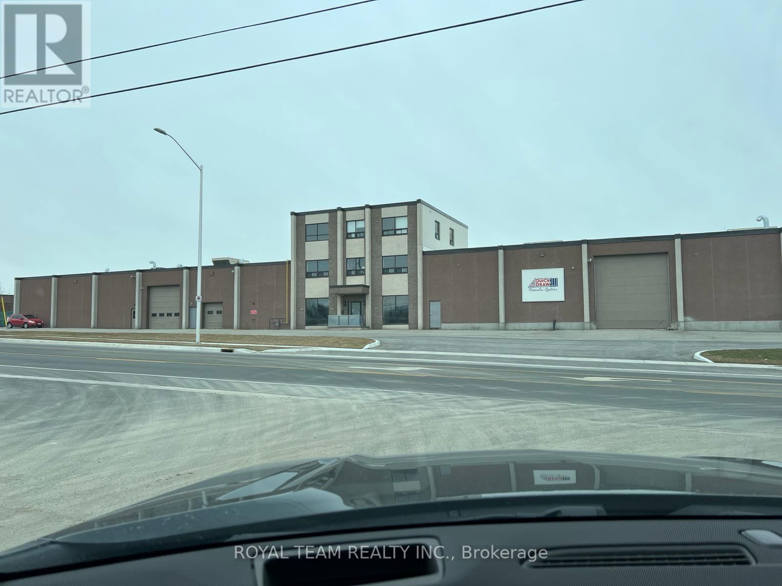 270 BRONTE STREET N Image 11