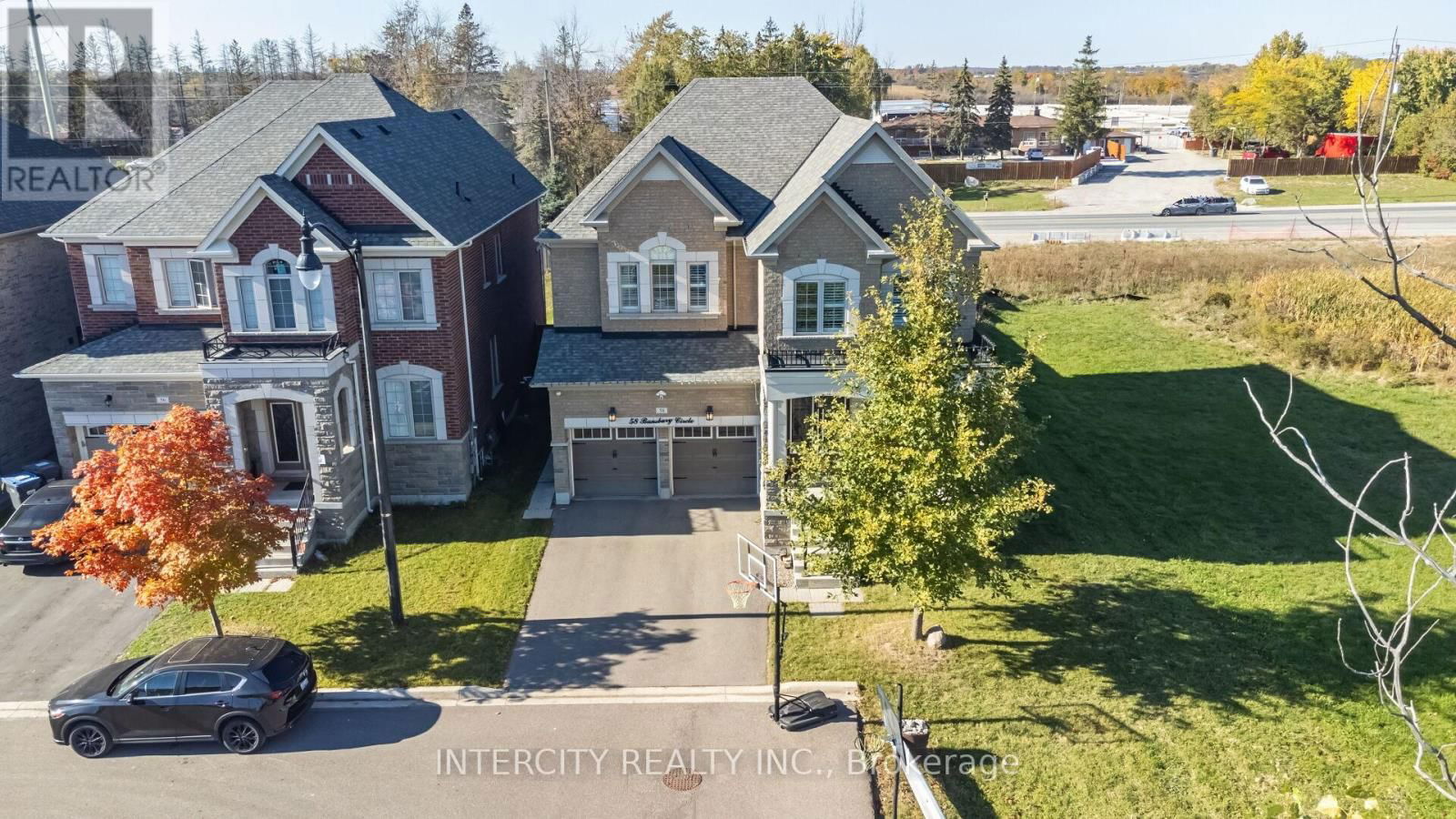 58 BANSBURY CIRCLE Image 49