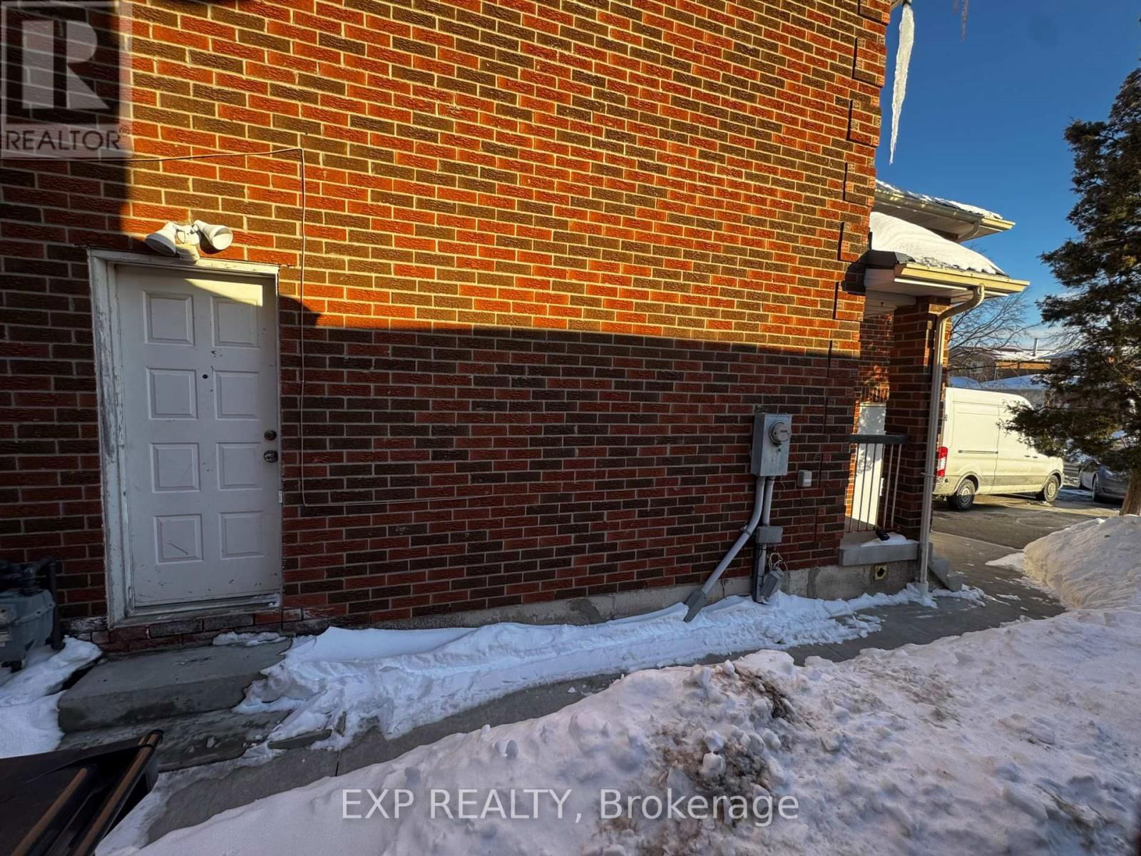 17 ALABASTER DRIVE Image 3