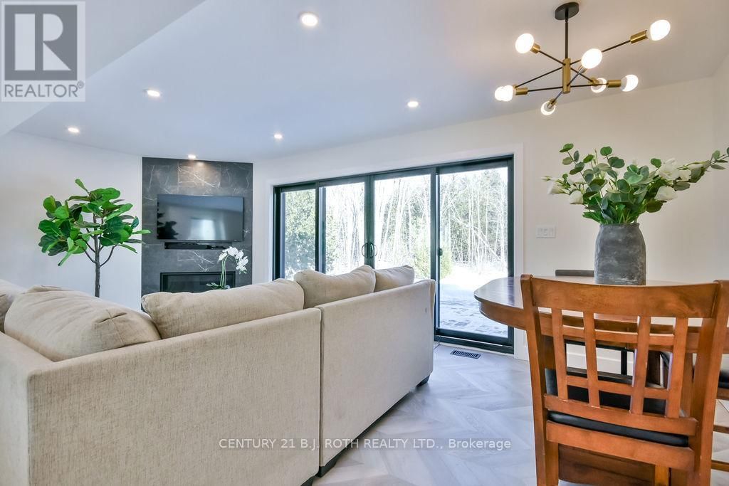 10457 DARKWOOD ROAD Image 23