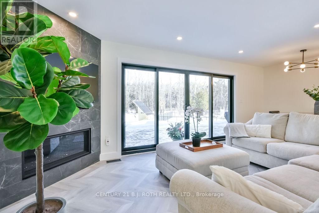 10457 DARKWOOD ROAD Image 26