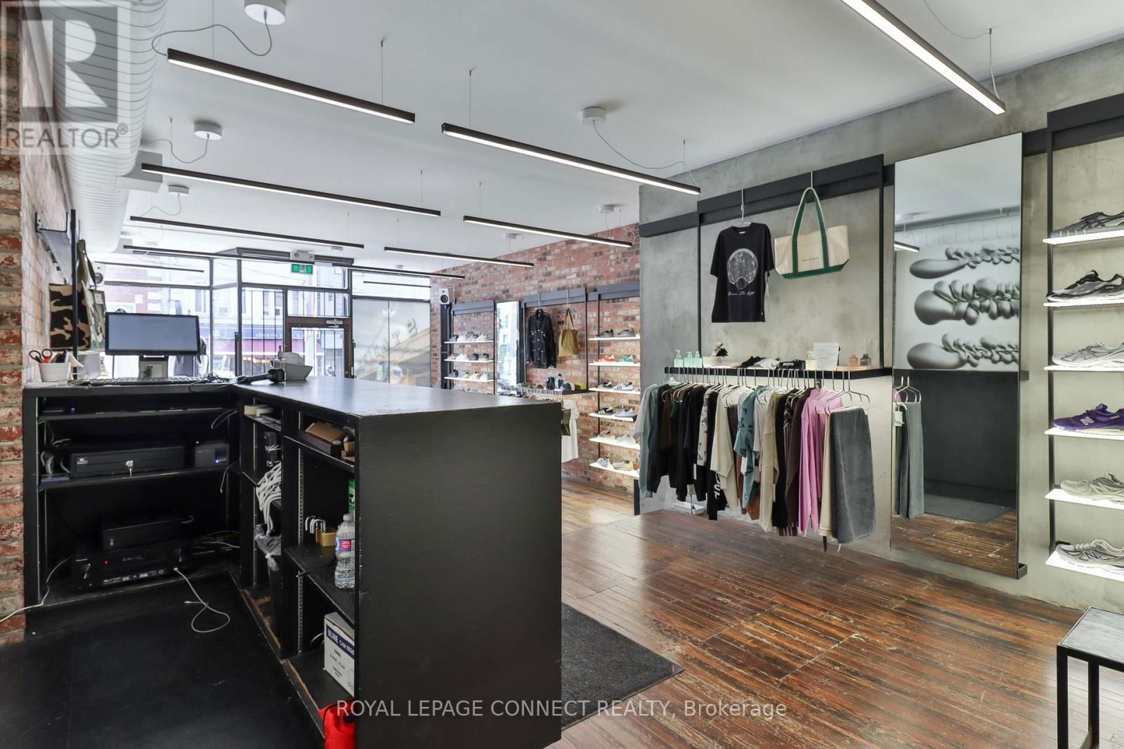 Main - 406 RONCESVALLES AVENUE Image 12
