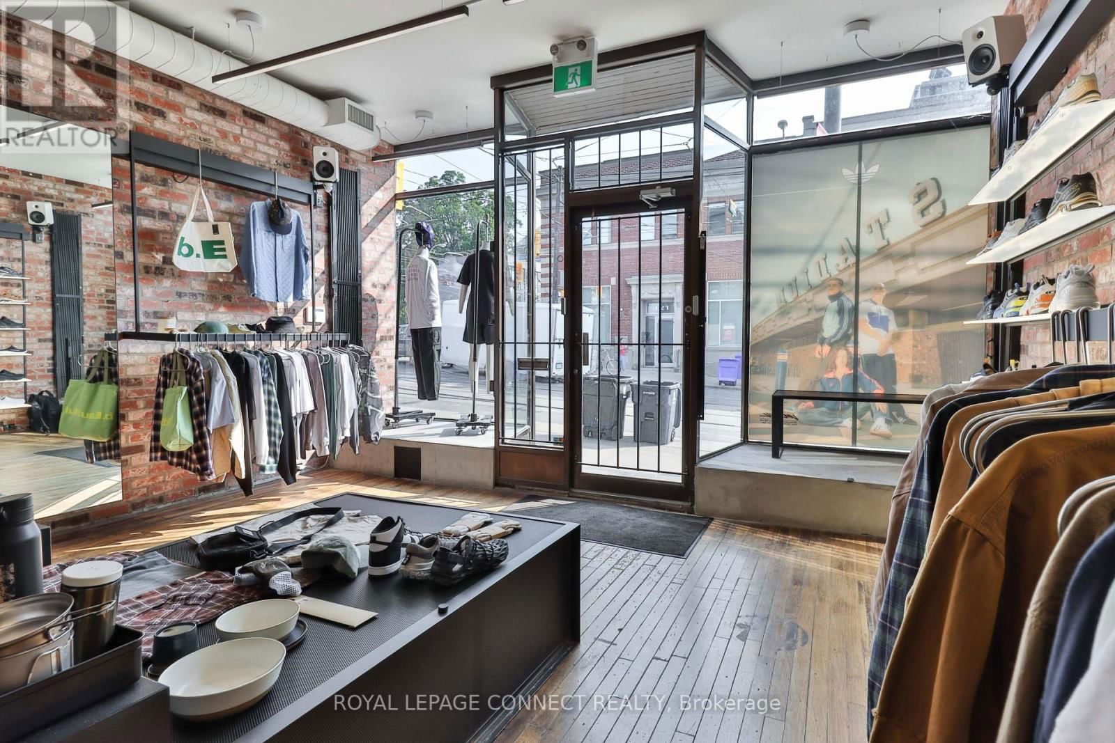 Main - 406 RONCESVALLES AVENUE Image 8
