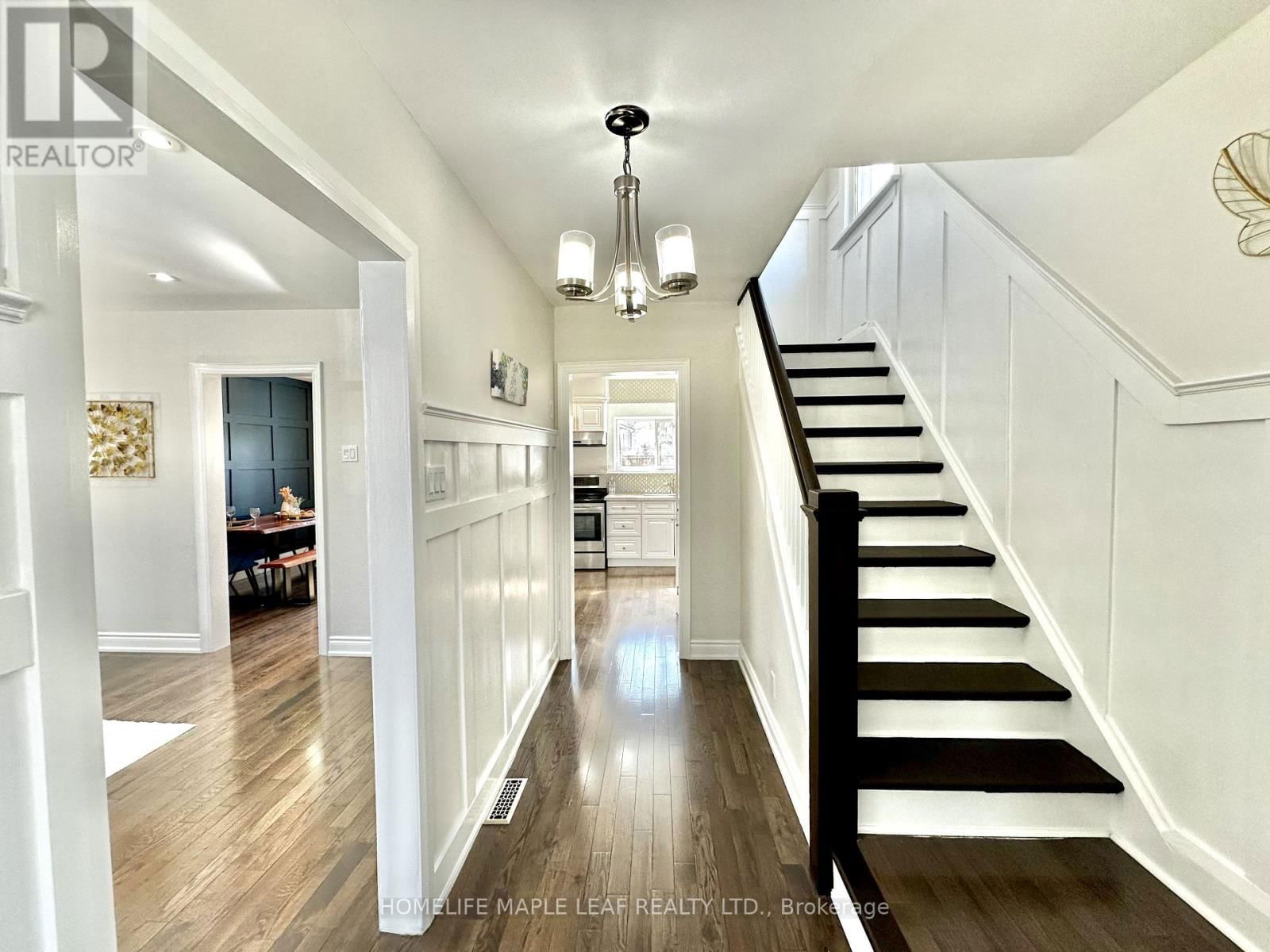 7 LOWES AVENUE Image 14