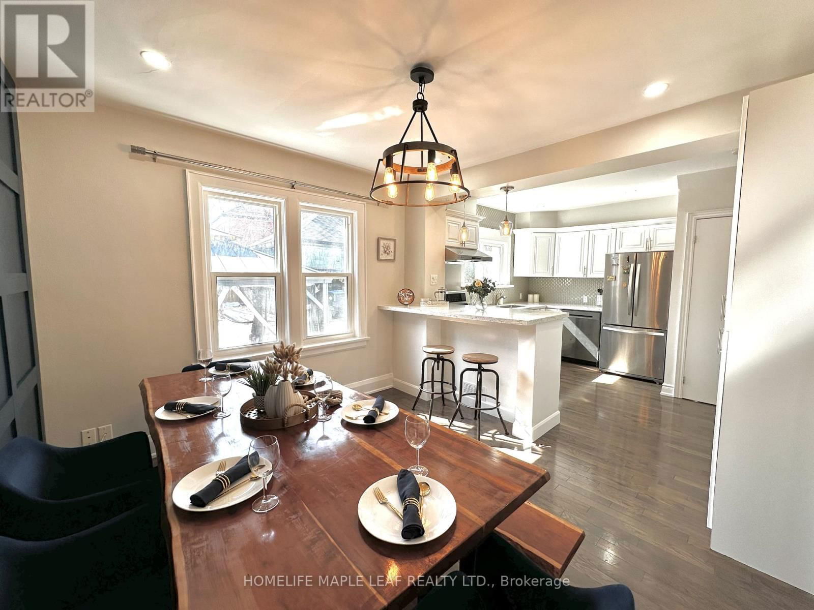 7 LOWES AVENUE Image 8