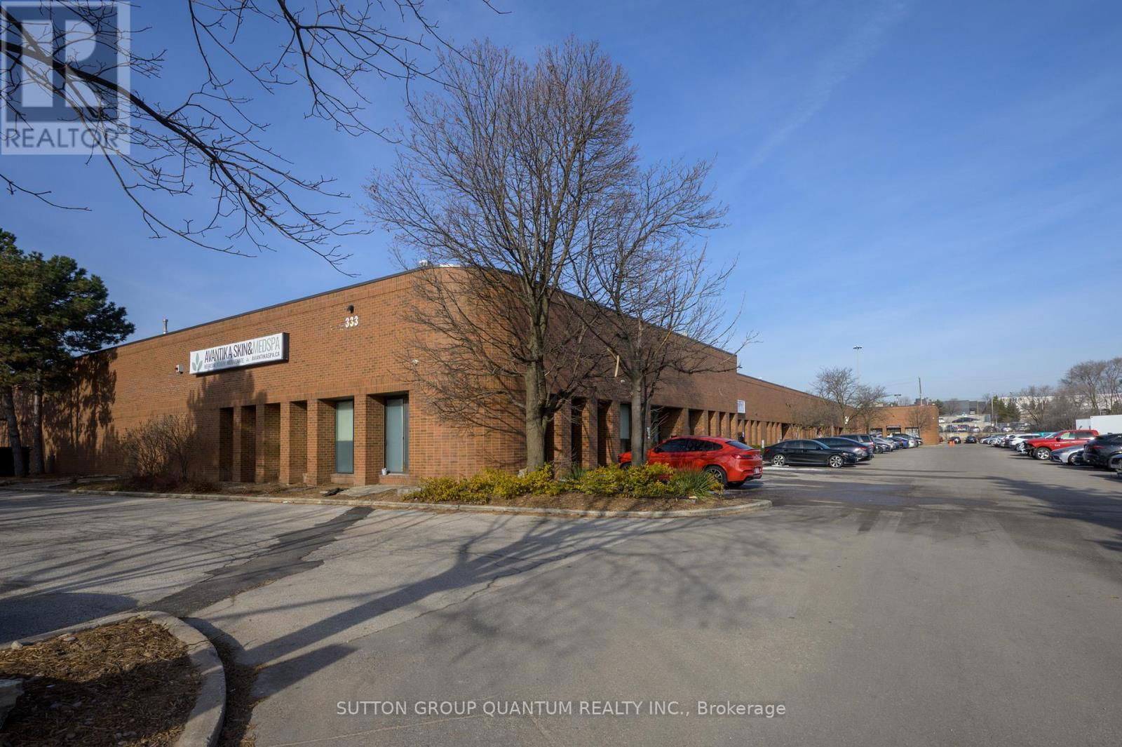 2 - 333 WYECROFT ROAD Image 2