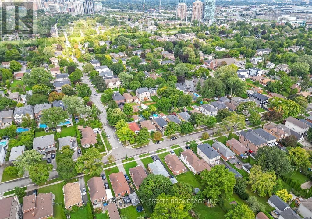 27 CHARLESTON ROAD Image 10