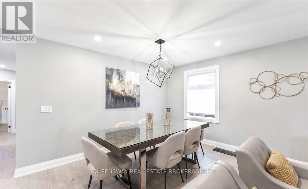 27 CHARLESTON ROAD Image 17