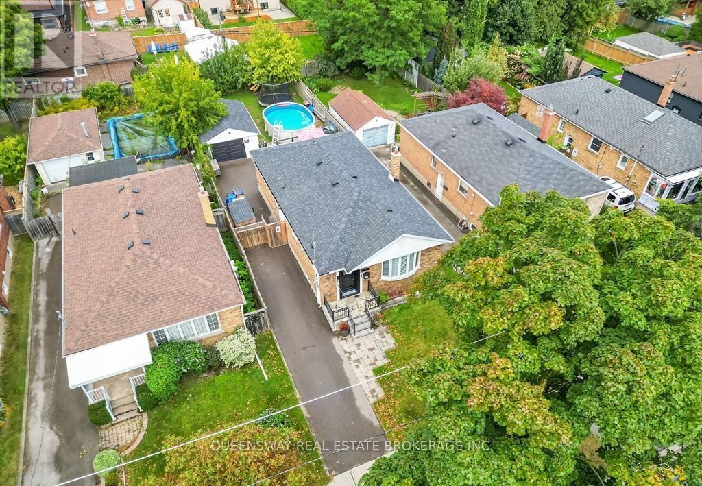 27 CHARLESTON ROAD Image 23
