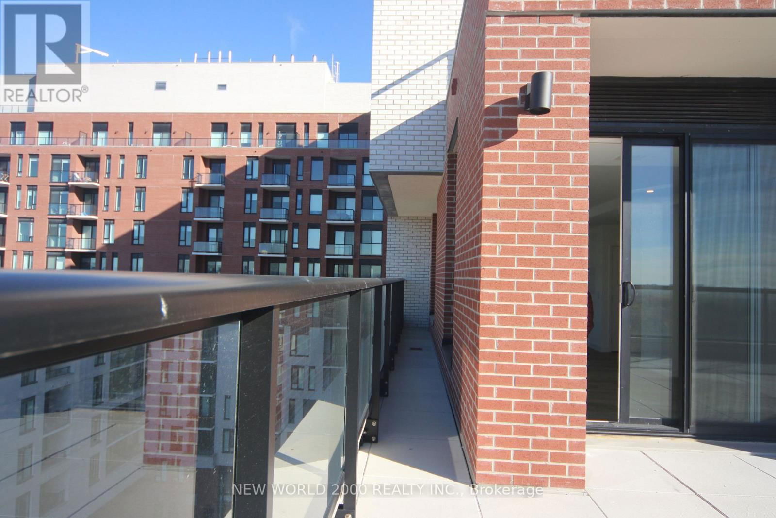 820 - 3100 KEELE STREET Image 18