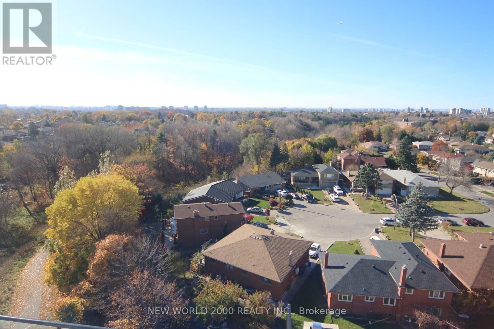 820 - 3100 KEELE STREET Image 22