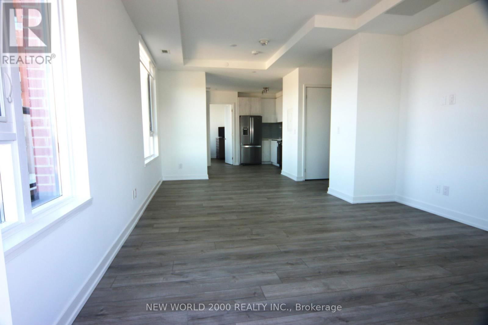 820 - 3100 KEELE STREET Image 5
