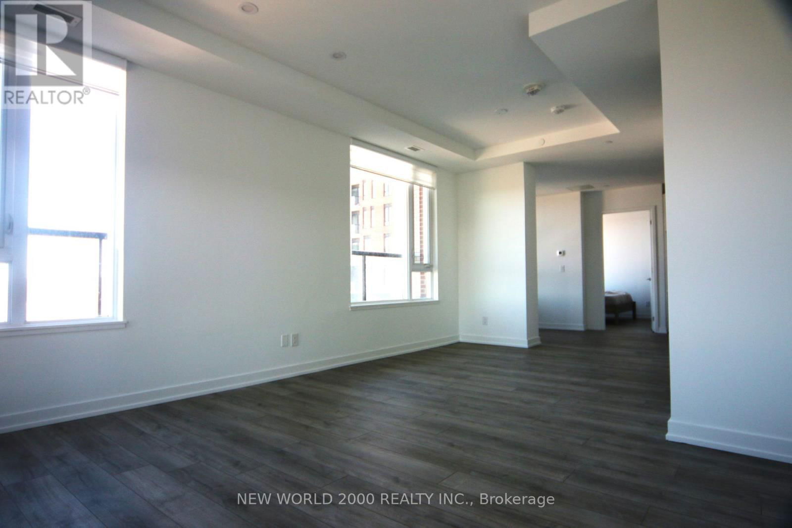 820 - 3100 KEELE STREET Image 6