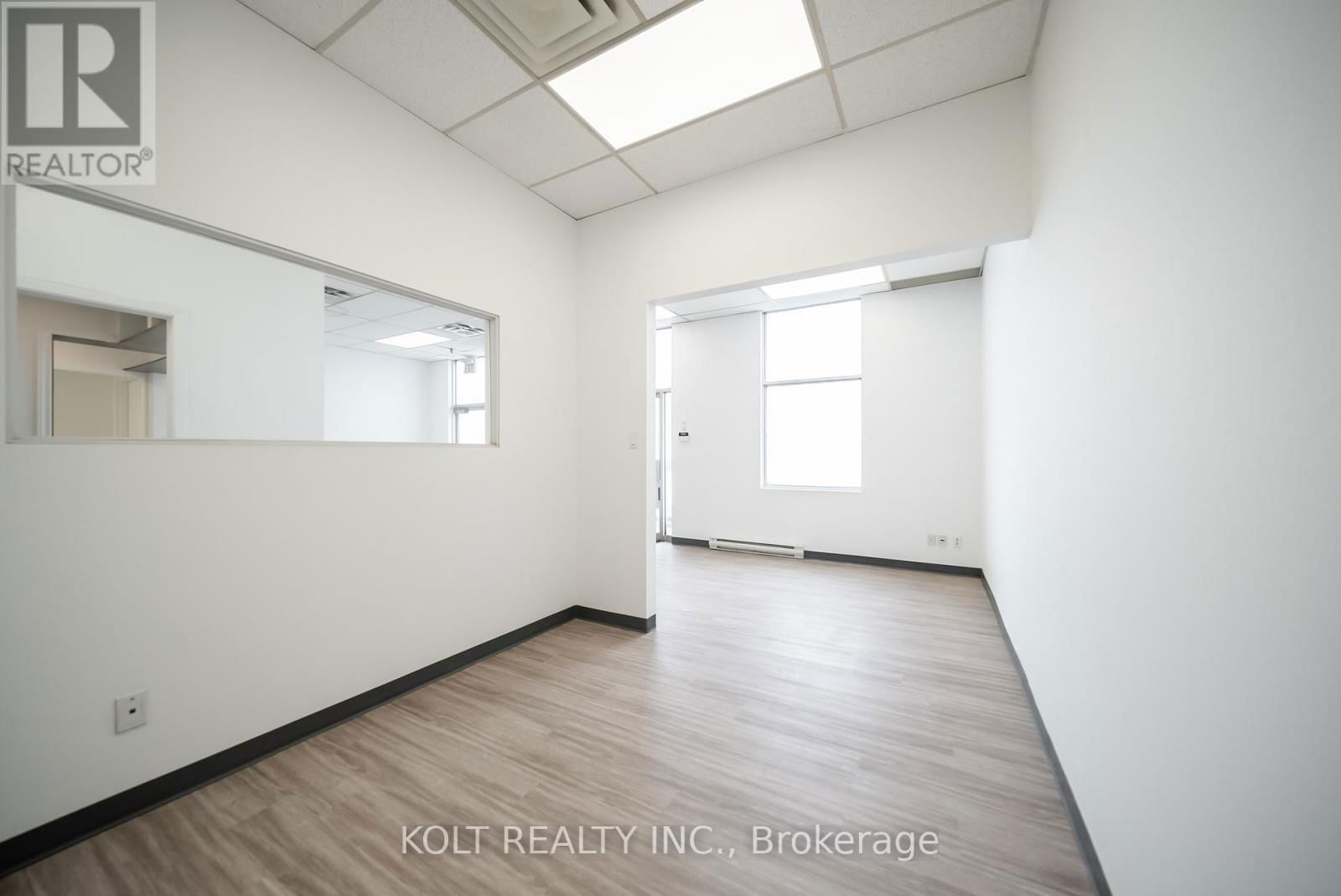 4 - 67 WESTMORE DRIVE Image 3