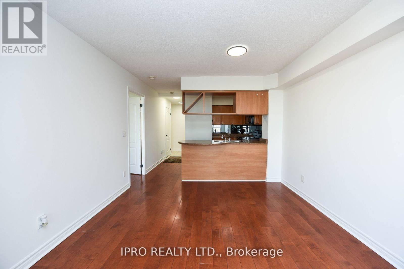 1006 - 4090 LIVING ARTS DRIVE Image 19
