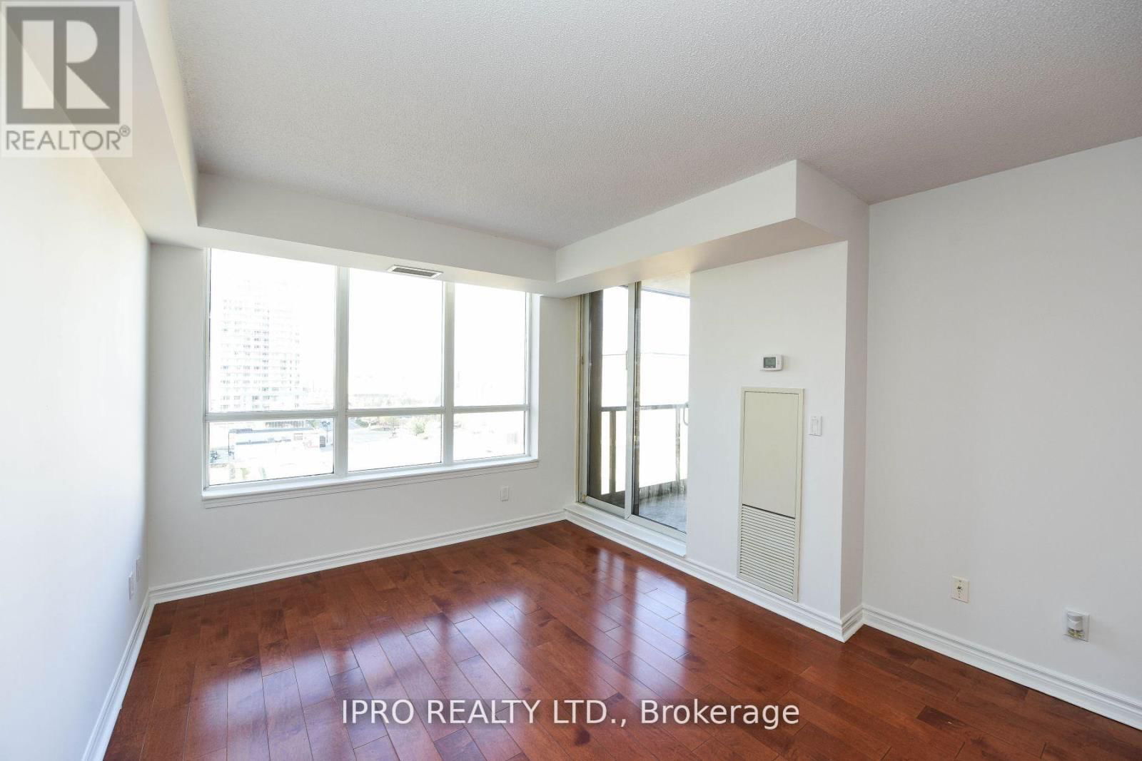 1006 - 4090 LIVING ARTS DRIVE Image 21